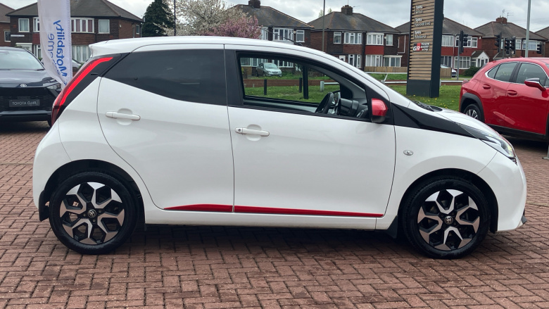 Toyota Aygo 1.0 VVT-i X-Trend 5dr Petrol Hatchback
